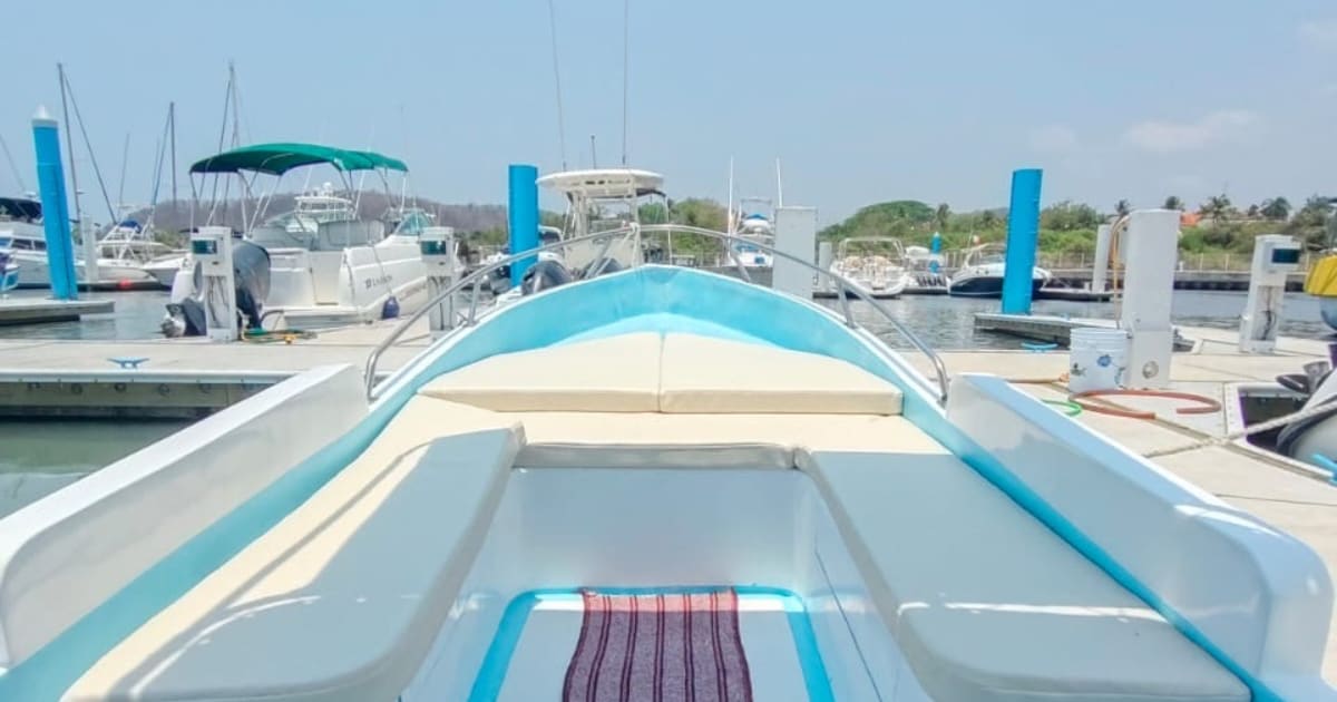 Private Boat Tour in Huatulco with Guide: photo 5
