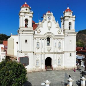 Tour Cultural a Juquila saliendo de Bahías de Huatulco